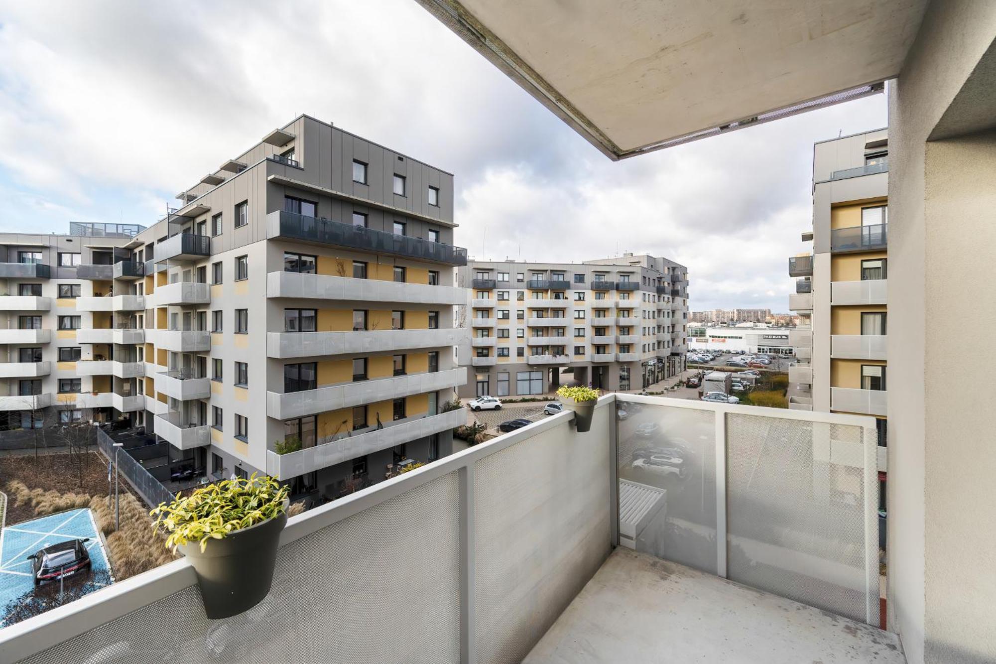One Bedroom Apartment Nadodrze With Free Garage Wroclaw By Noclegi Renters Esterno foto